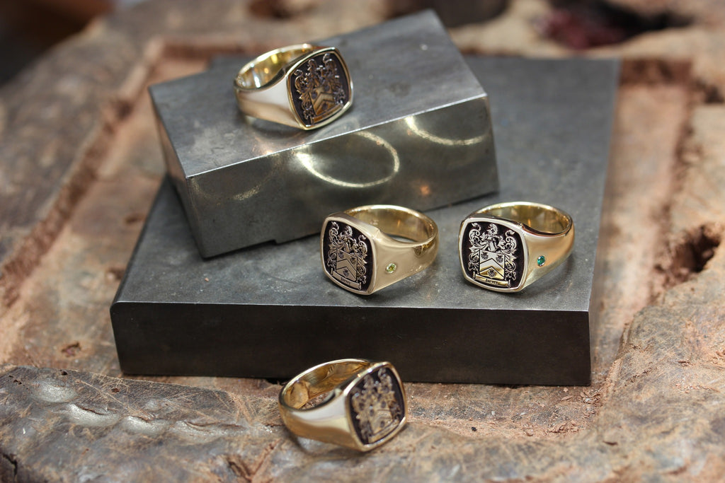 Custom made signet ring Vs off the shelf - what's the difference?